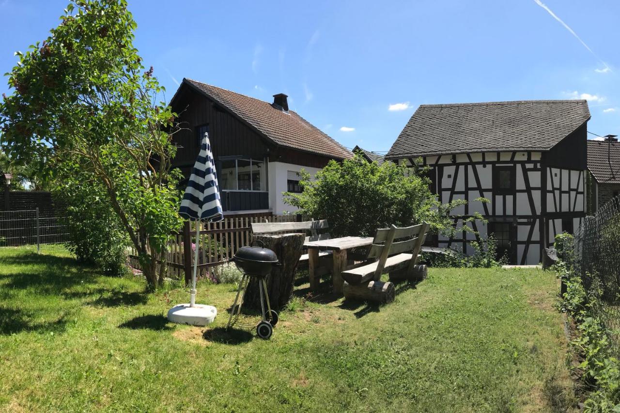 Haus Innerdorf Gemuetliches Ferienhaus Im Taunus Pohl  Extérieur photo